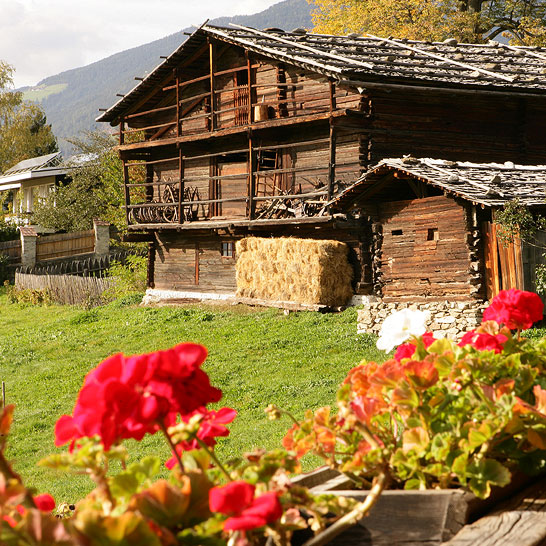 tiroler Almhütte